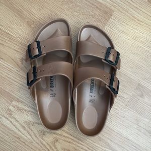 Bronze/Gold Birkenstock’s